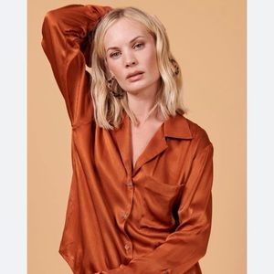 Whimsy + Row Maya button front blouse in shiny rust size XS